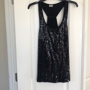 Sequin tank